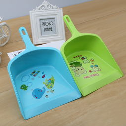 2元店日用百貨批發采購指南 C117灰斗簸箕掃地工具與義烏市場解析